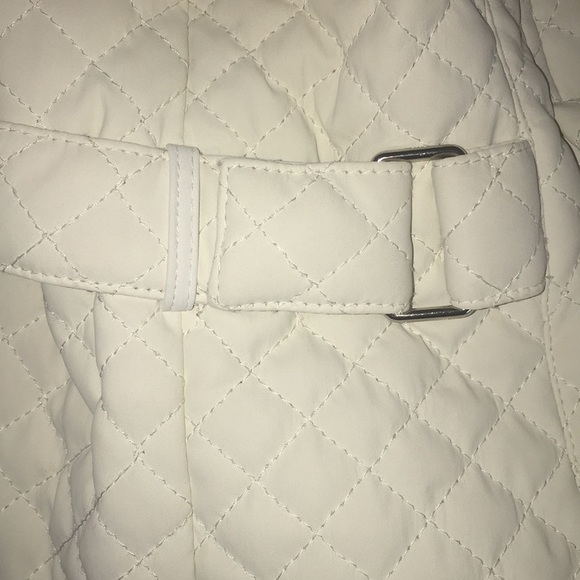 Giacca Ivory Quilted Zippered Jacket - Picture 3 of 6